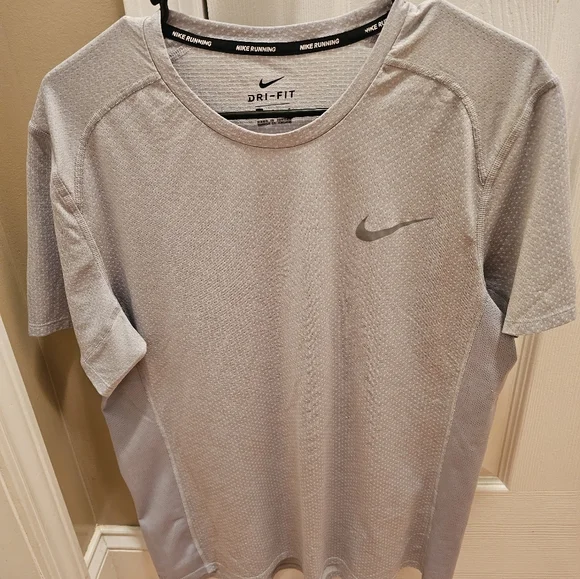 Nike Men's Gray Dri-FIT Running Shirt L - Picture 1 of 3